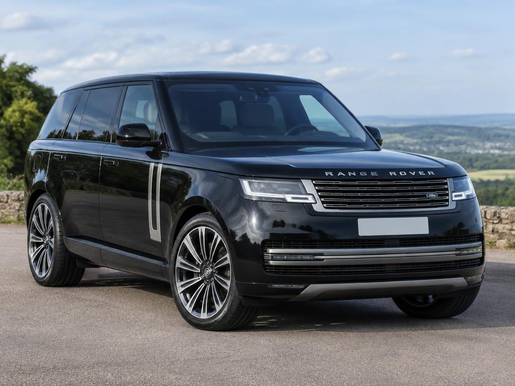 Illustrative image: 2024 Range Rover SV Short Wheel Base (used, 12,000 km)